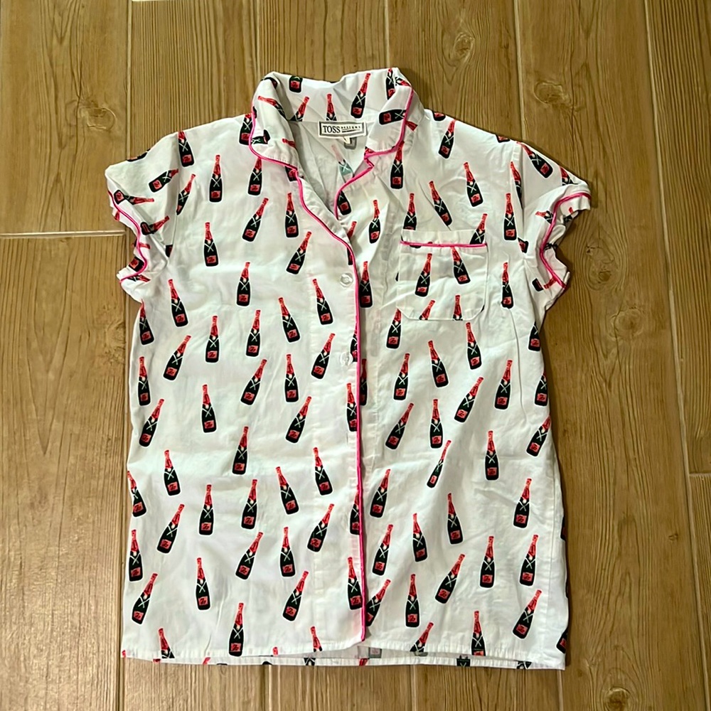 TOSS Designs Women’s Pajama Top